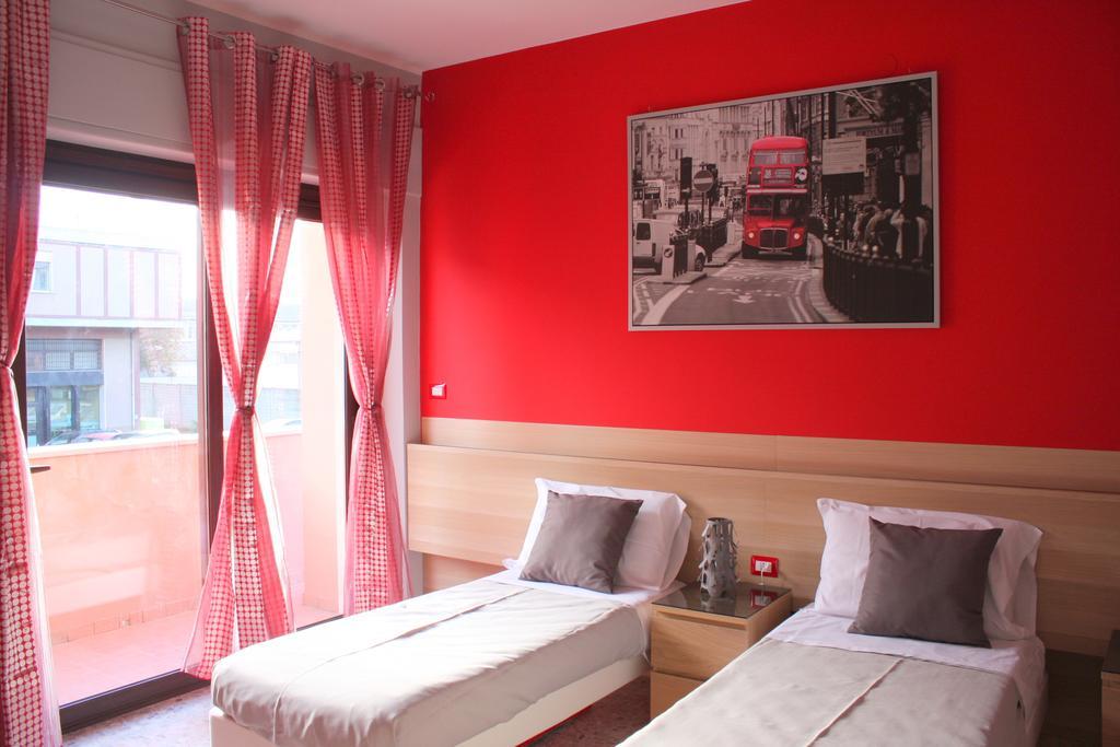 Bed & Breakfast La Perla Rosa เปสการา ห้อง รูปภาพ